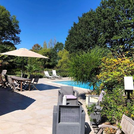 Maison Charmante Avec Piscine Privee A Saint-Georges-De-Pointindouxc Экстерьер фото