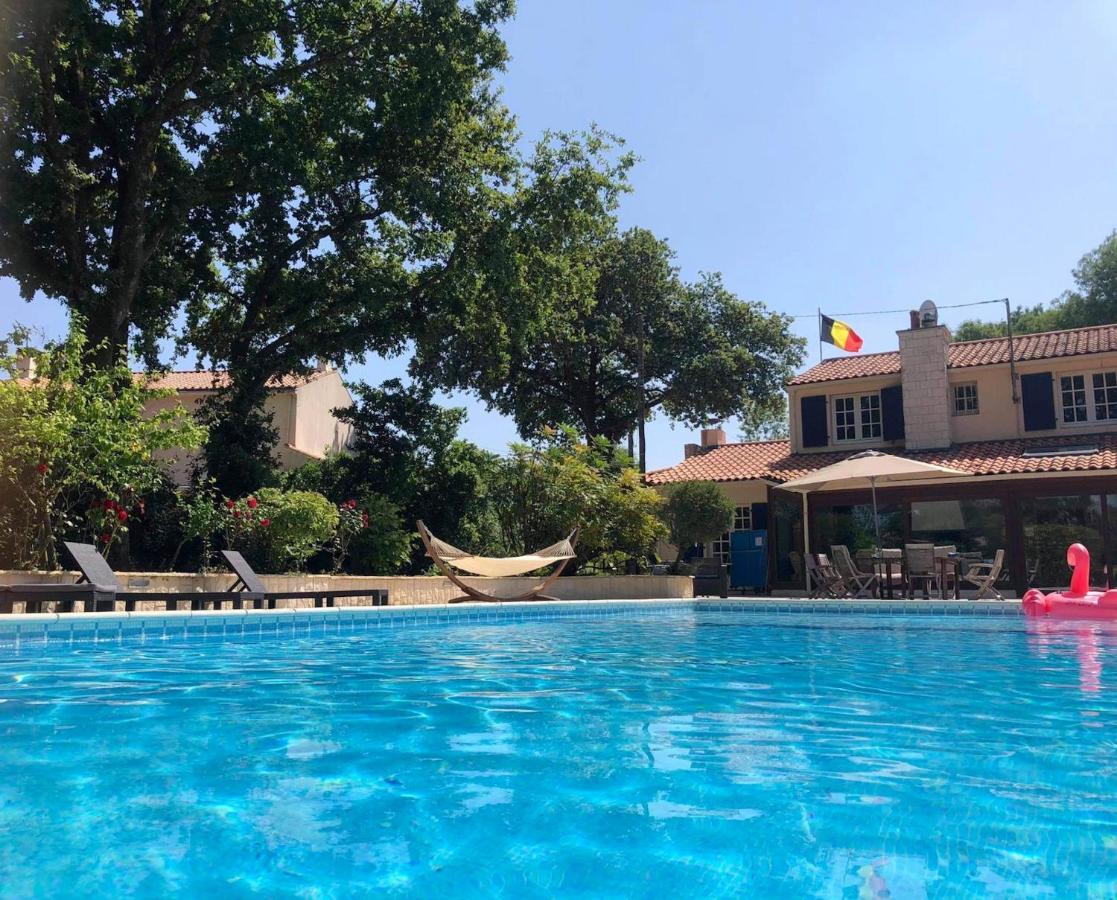 Maison Charmante Avec Piscine Privee A Saint-Georges-De-Pointindouxc Экстерьер фото